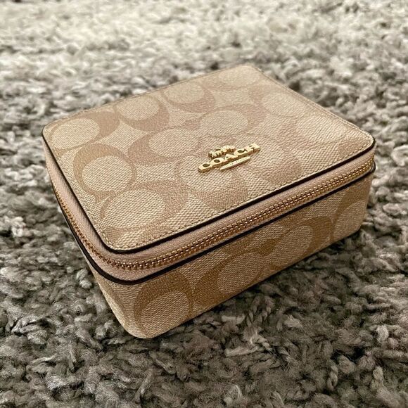 NWT COACH Large Jewelry Organizer Box in Signature Canvas - Picture 1 of 6